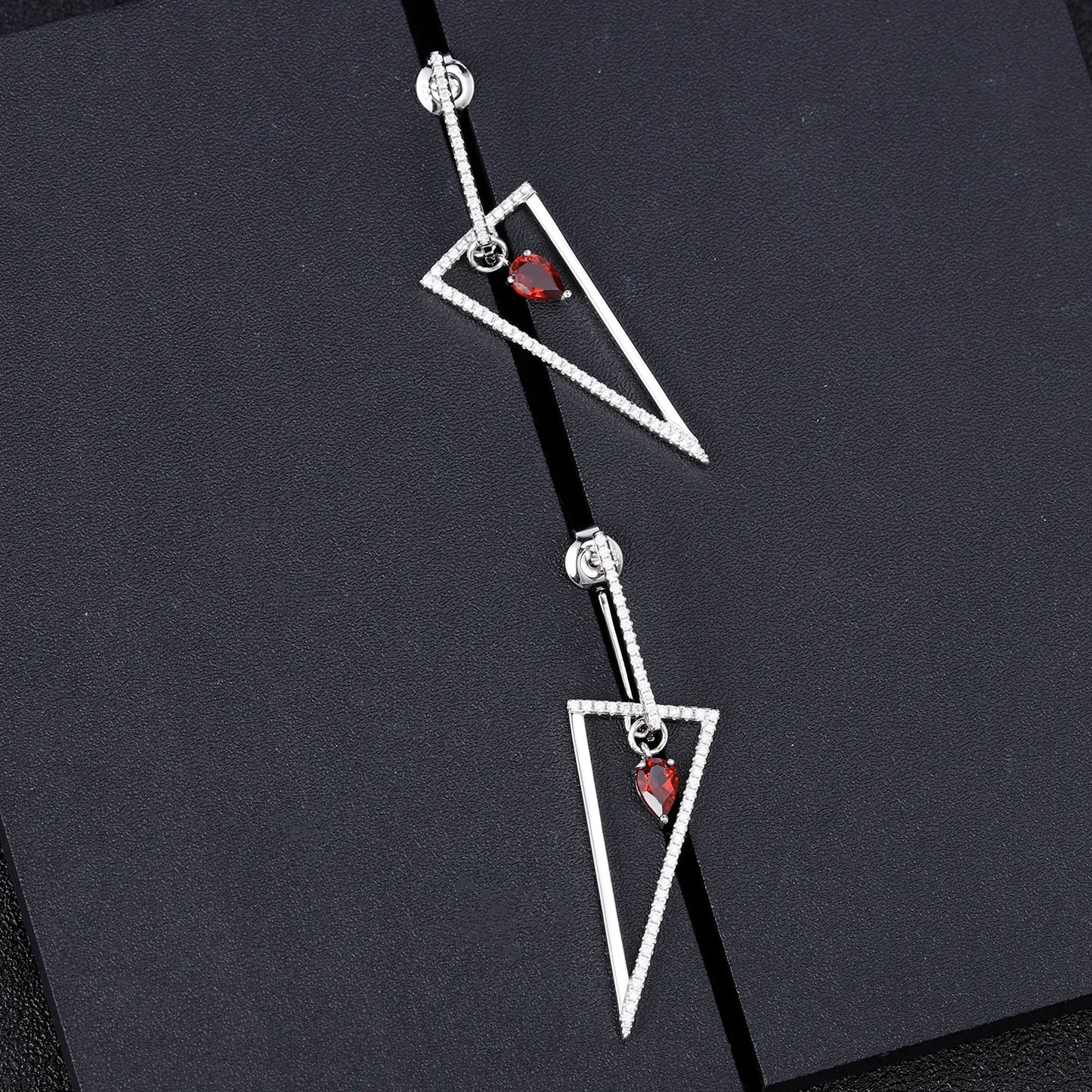 GEM'S BALLET Triangle 925 Sterling Silver Smart Chic Earrings Natural Red Garnet Gemstone Drop Earrings for Women Fine Jewelry
